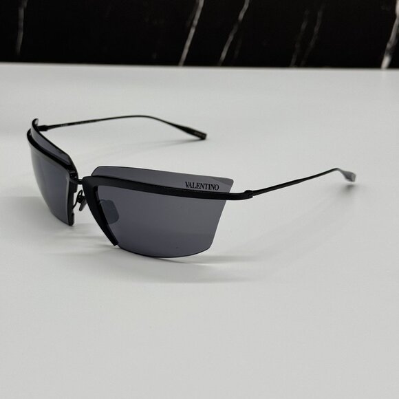 NEW VALENTINO SUNGLASSES WOMEN BLACK EYEWEAR VALENTINO V-LURE VLS-130A main image 9